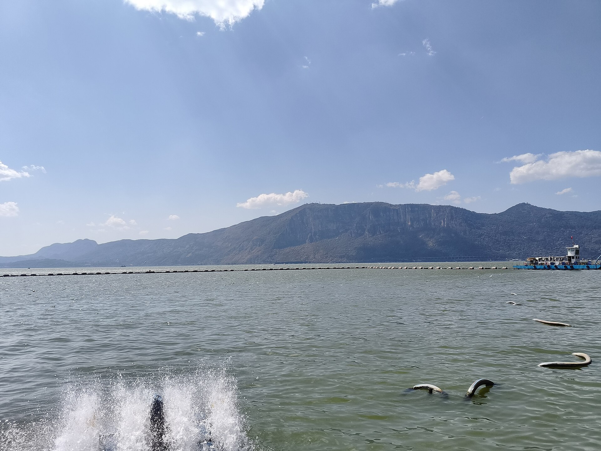 Dian Lake Kunming, Kunming