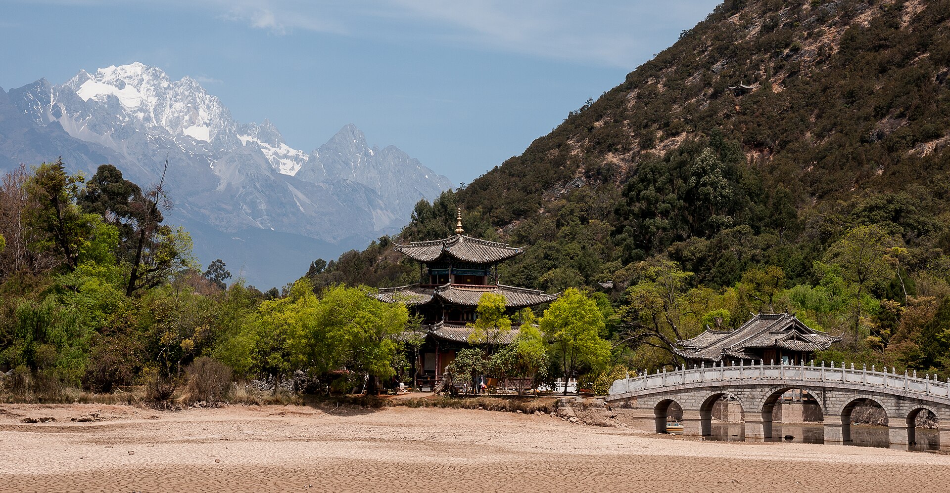 Lijiang Black Dragon Pool mountain, Lijiang
